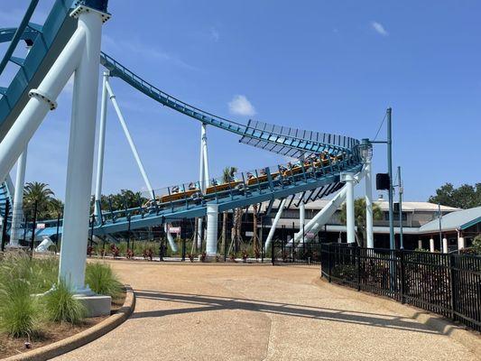 Pipeline Surf Coaster