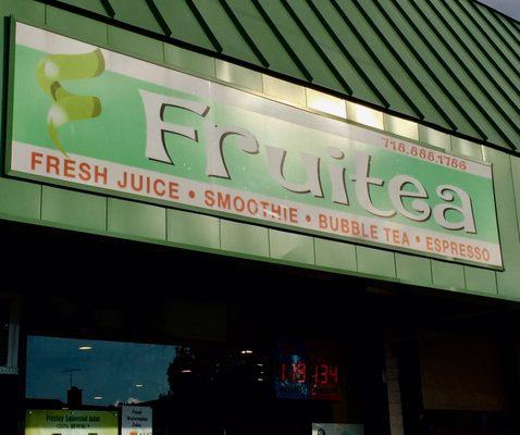 Juice, smoothies, bubble tea & coffee bar
