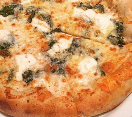 California Pizza Kitchen at Bayshore Town Center