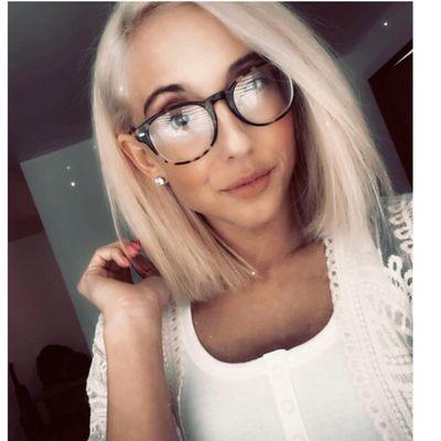 Thank you so much Jen! :) Beautiful color! Amazing services! She is so talented, I always leave happy! I highly recommend Jen to anyone!