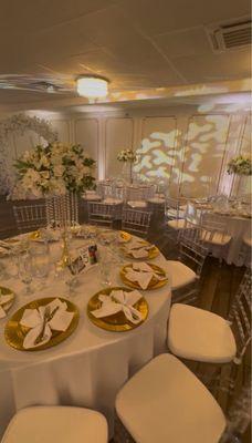 elegant table set-up