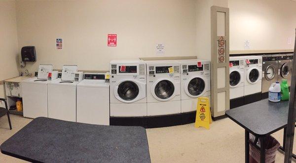 Gold Medal Laundromat And Dry Cleaner