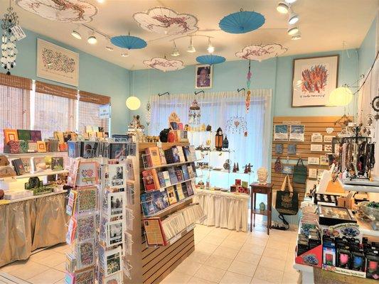 Victory's Banner Books & Gifts