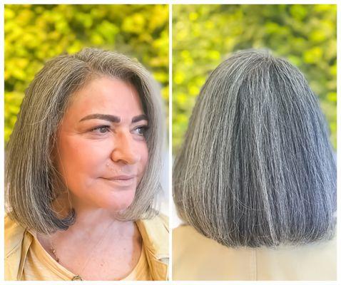 Embrace the silver....
Haircut by Lennie
#BobCut #Aveda #NaturalSilver #PlantPowered