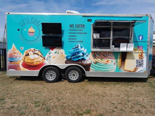 Cute Cake Collection Truck