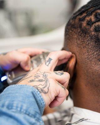 Skin Fades, Bald Fades, Taper Fades, Shape-ups