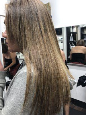 Beauty salon hair color