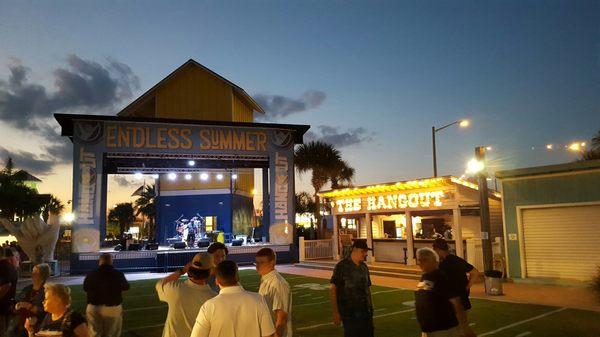 Hangout Oyster Cookoff & Craft Beer Weekend