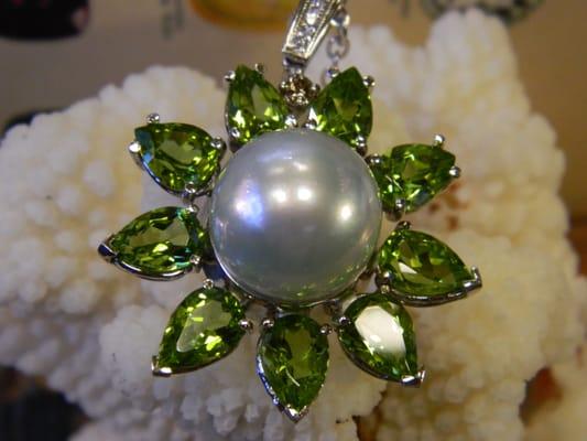 South sea pearl 16mm, Peridot, 14k
