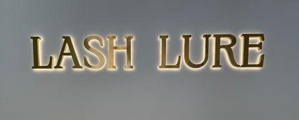 Lash Lure