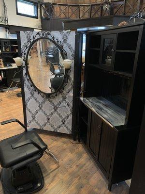 Studio 1903 Salon And Spa