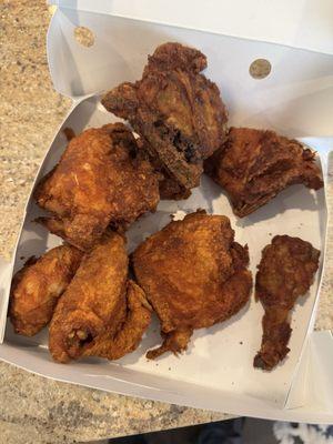 Small 8 Pieces - Chicken Only Not worth it.