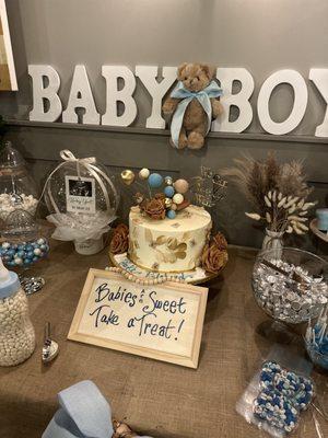 Mother Mousse Bakery