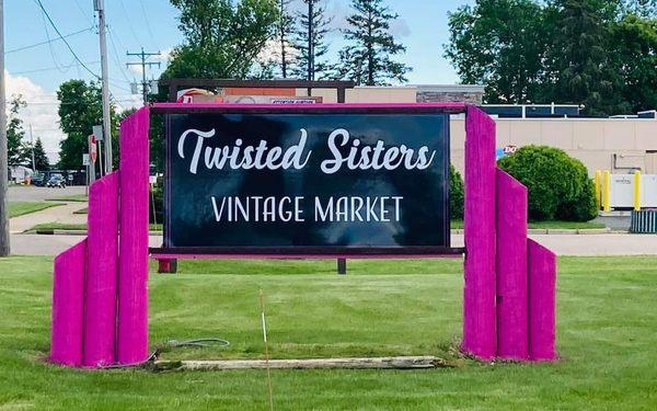 Twisted Sisters Vintage Market