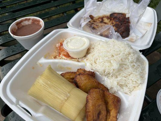 Delicia's Restaurant & Latin Market