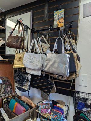 Vintage handbags and clutches galore