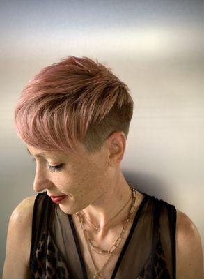 Haircut by @robglennhair