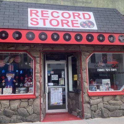 Veteran owned store that has 100's of new and used vinyl, CDs, cassettes, stereo equipment, t-shirts, books and more. Small but mighty!