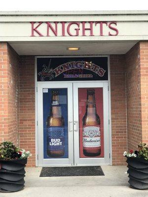 Riverdale High Lodge & Knights Bar & Grill
