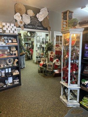 Trinkets & Treasures