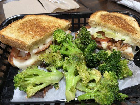 Down Home Pub and Eatery