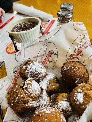 Applewood Farmhouse Grill