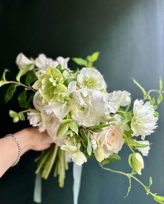 Momo's Flowers & More