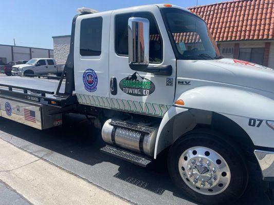 Summit Towing Co.