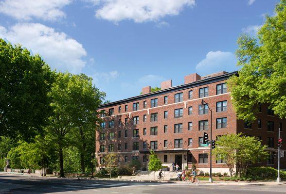 The Parkway - Borger Management