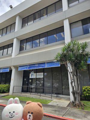 Access from the parking lot is available for some businesses