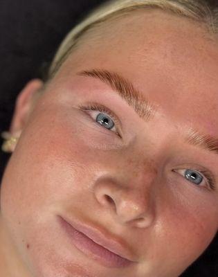 Eyebrow Lamination -
Lamination lasts 6-8 weeks
Appointment includes consultation
Please allow 45 Minutes for this service