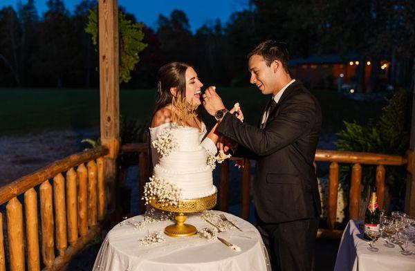 Shindigz On The River