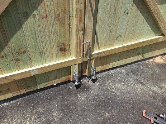 #doublefencegateonwheels