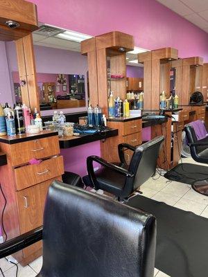 Evelyn's Beauty Lounge