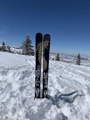 Shaggy's Copper Country Skis