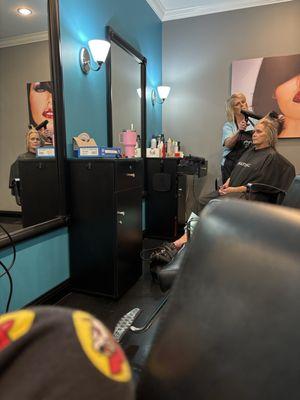 A hairdresser that cussed me out