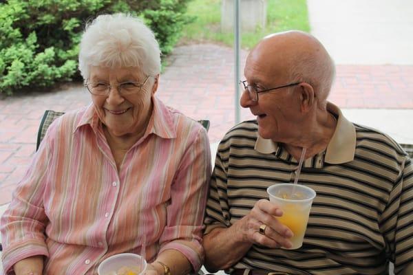Ann and Bill enjoying some fresh squeezed lemonade on the patio!