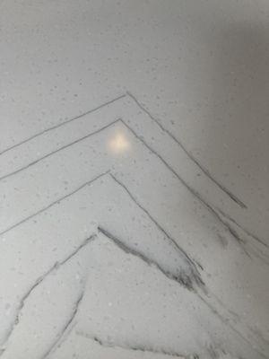 a seam created these 90 degree angles and Topline did not disclose that they placed a seam. Definitely does not look natural.