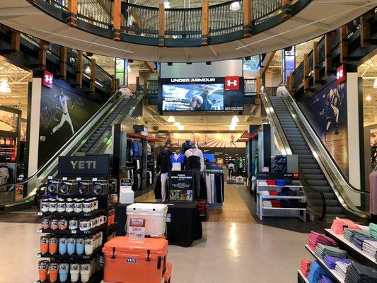 DICK'S Sporting Goods