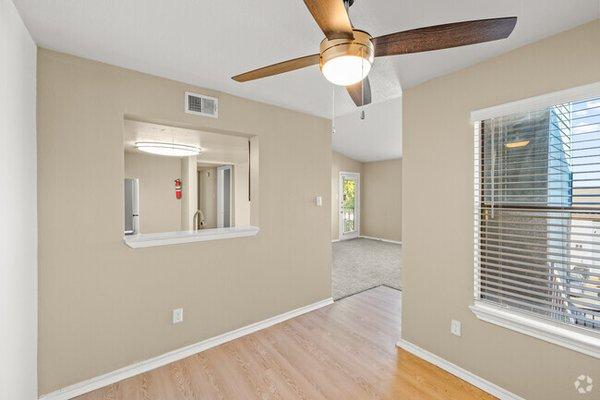 Creekside Apartment Homes