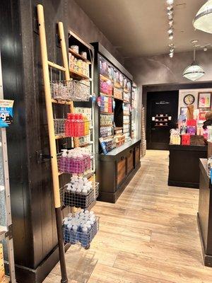 White Barn Candle Company