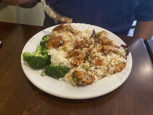 Sesame Sea Asian Bistro