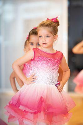 Ballet Level 1
5-7 years old