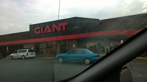 Giant Food Stores