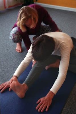 Dawn assisting a student.