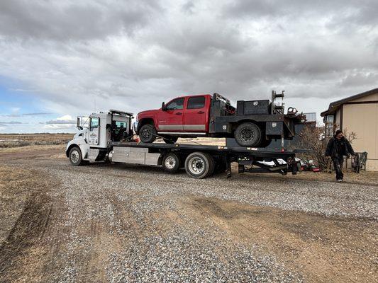 This is what happens when you don't put new head bolts in and wrong bolts were used