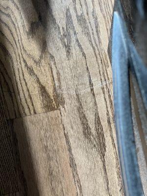 Close up of the worst side.