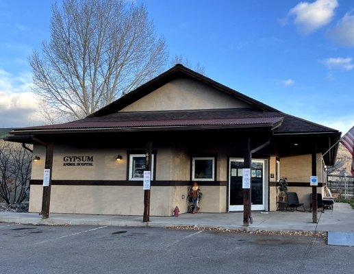 Gypsum Animal Hospital