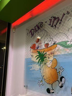 YoYumYum Frozen Yogurt