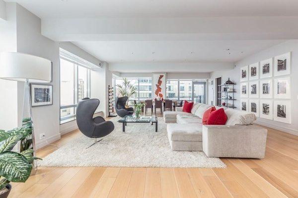 This spectacular condo is located at 2 Avery Street Boston at the Ritz Carlton Residences. 3 bedrooms 4 1/2 bathrooms. #RitzCarltonBoston